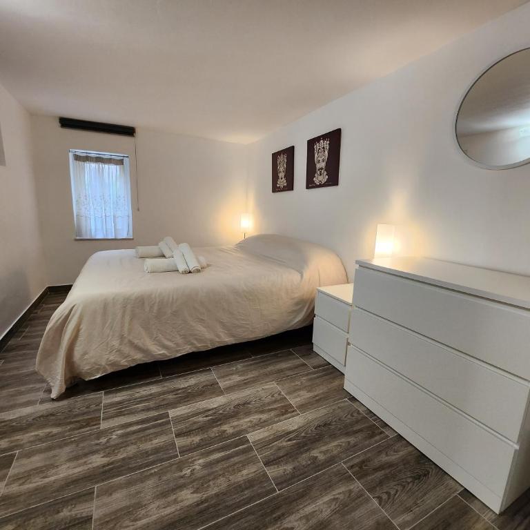 Don Vito's Home, DsG2 Short Lets, 250 mt Metrò - Appartamento con 1 Camera da Letto - 18