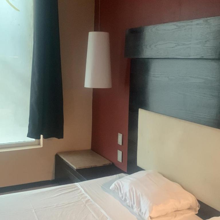 Hotel BLVD - Economy Double Room - 7