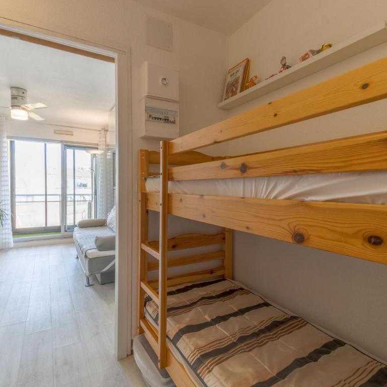 Appt t2 cabine clim parking privée vu mer - Appartement 2 Chambres - 7