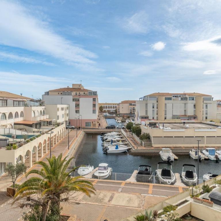 Appt t2 cabine clim parking privée vu mer - Appartement 2 Chambres - 1