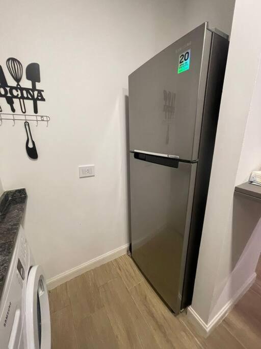 Semi Piso centrico con cochera - Apartamento de 1 dormitorio - 16