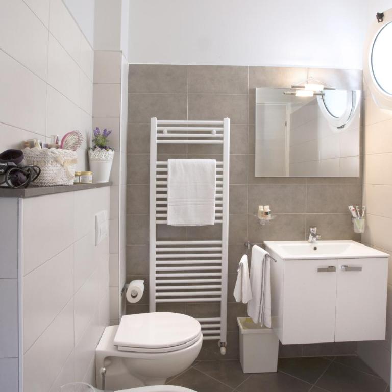 Residence Altea - Appartamento con 2 Camere da Letto - 4