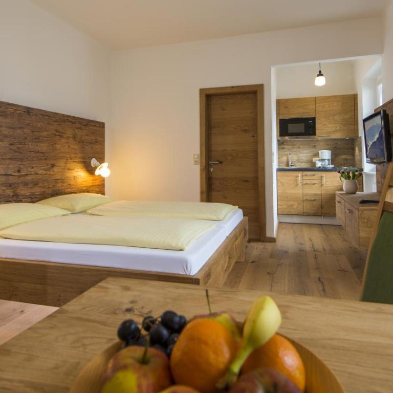 MÜHLBACHER - inklusive kostenfreiem Eintritt in die Alpentherme - Doppelzimmer mit Balkon - 3
