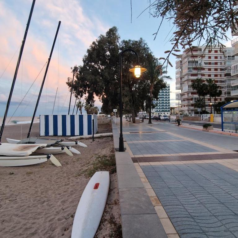 Incredible seafront with sunrise and sunset views - One-Bedroom Apartment - 32