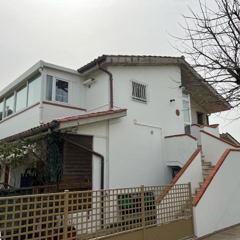 Casa Vacanze Azzurra - Appartamento con 2 Camere da Letto - 5