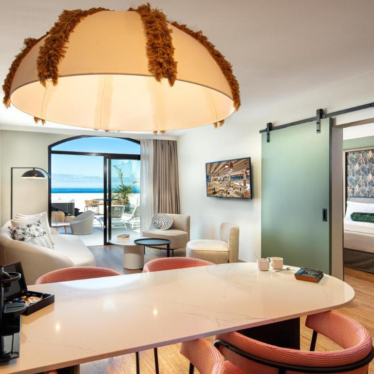 Princess Inspire Tenerife - Adults Only - Suite con vistas al mar o a la piscina, terraza, cama balinesa y jacuzzi - 2
