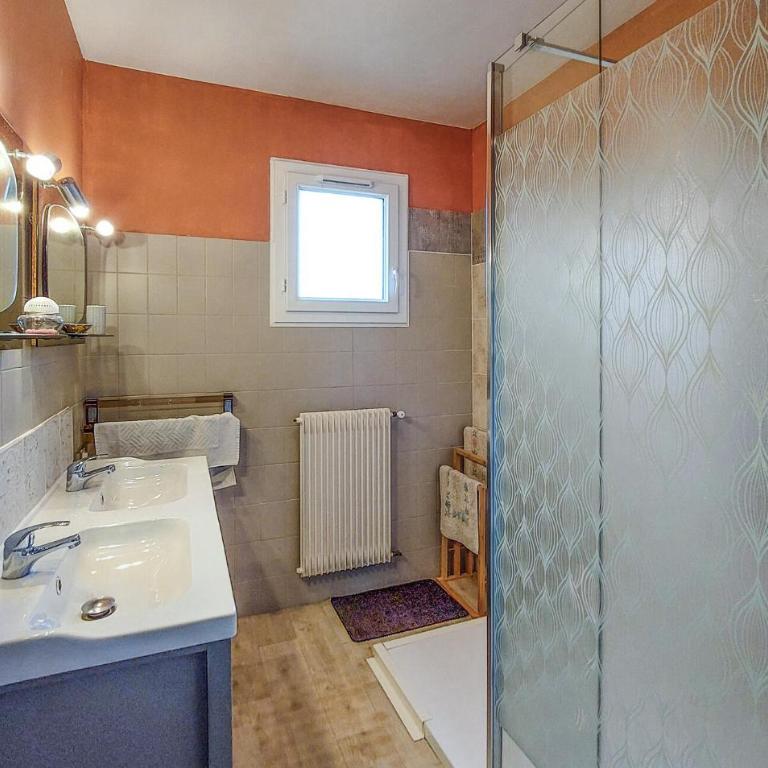 Gorgeous Apartment In Concarneau - Appartement 3 Chambres - 26