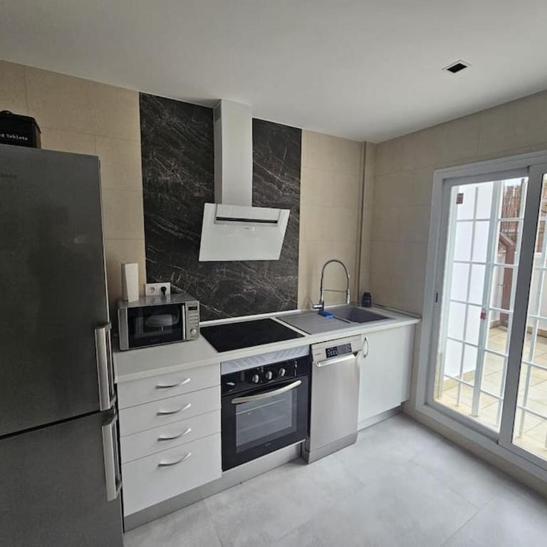 Elegant apartment with yard for 4 pax in Tetuan - 1 - Three-Bedroom Apartment - 11