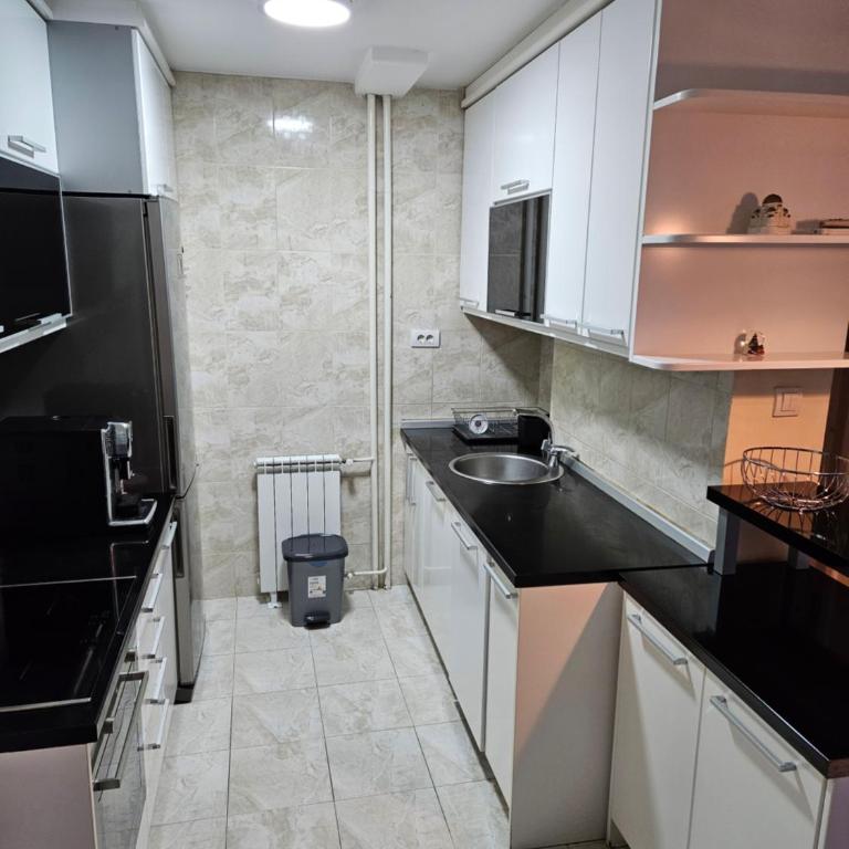 Alex&Buba (FREE private parking) - Apartman sa 2 Spavaće Sobe - 9