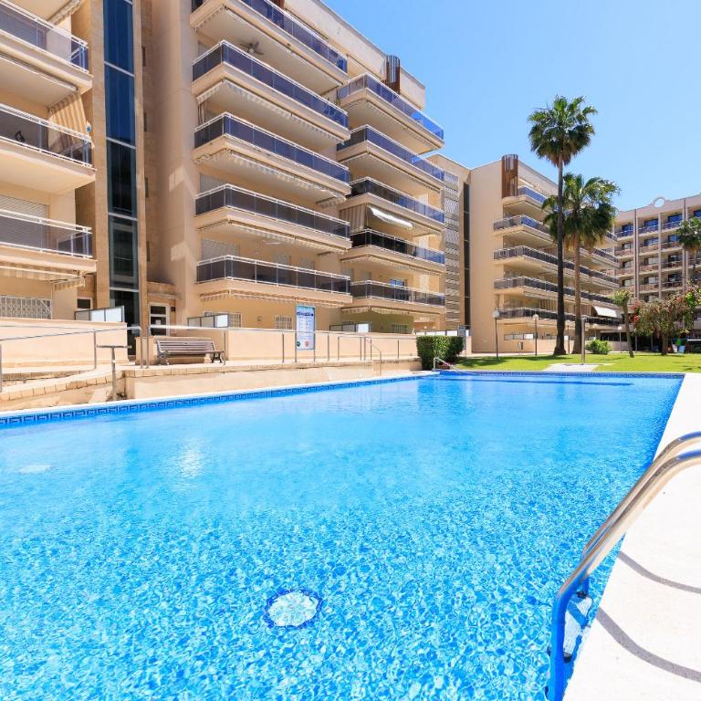 Ventura 4 Planet Costa Dorada - Apartment - 30