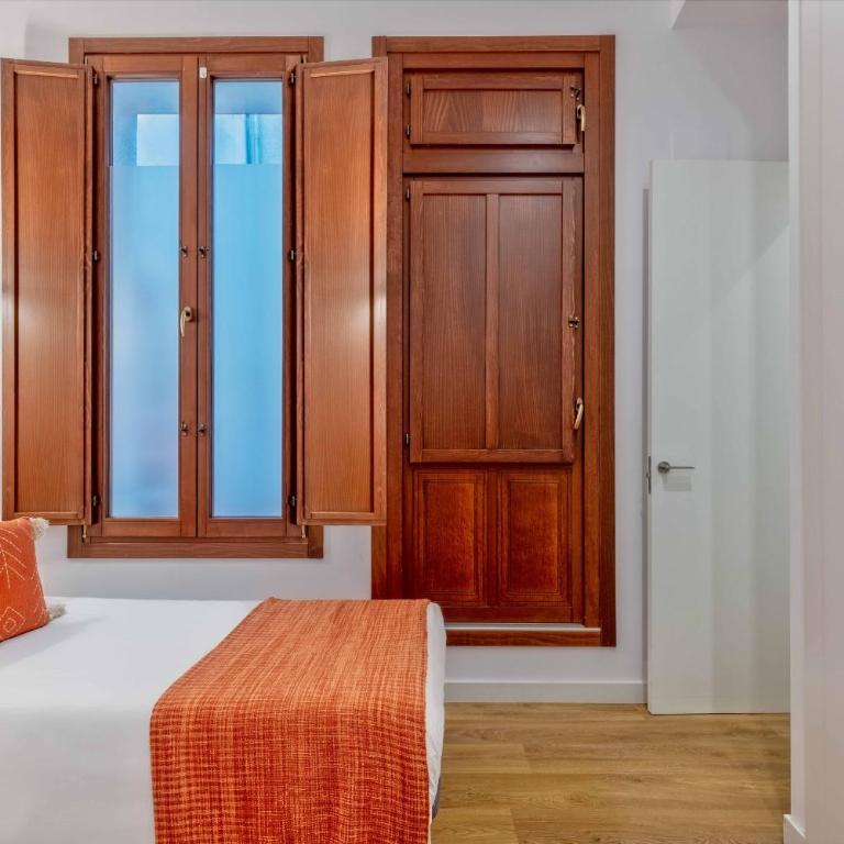 Bellas Artes en Madrid - Two-Bedroom Apartment - 14
