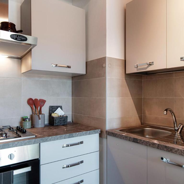 Casa Luna by Quokka 360 - City Centre Stay with Cathedral View - One-Bedroom Apartment - 11