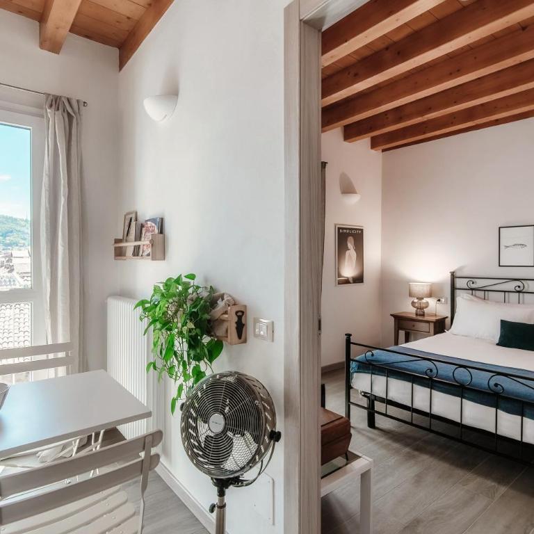 Casa Luna by Quokka 360 - City Centre Stay with Cathedral View - One-Bedroom Apartment - 12