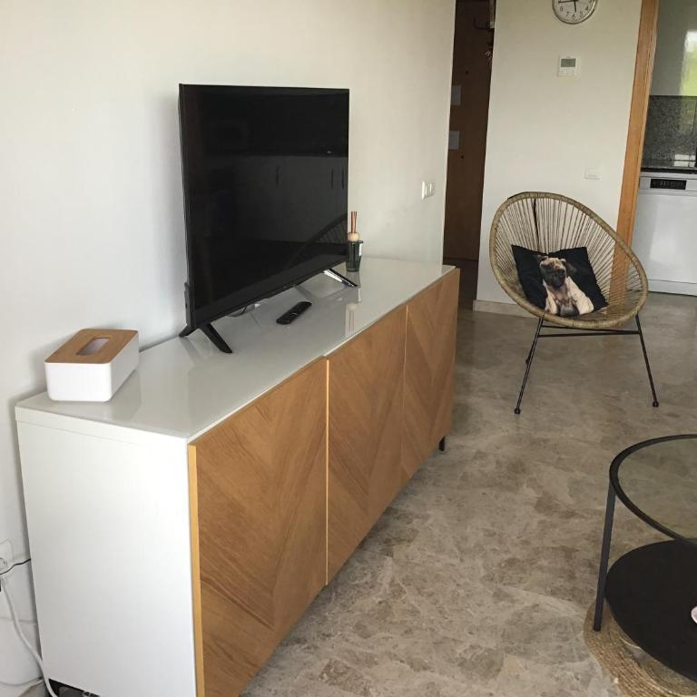 APPART STANDING 2 chambres 2SDB clim PISCINE PARKING WIFI TERRASSE 21m2 LOCAL VELO Port-Aventura, plage, centre - Apartamento de 2 dormitorios - 8