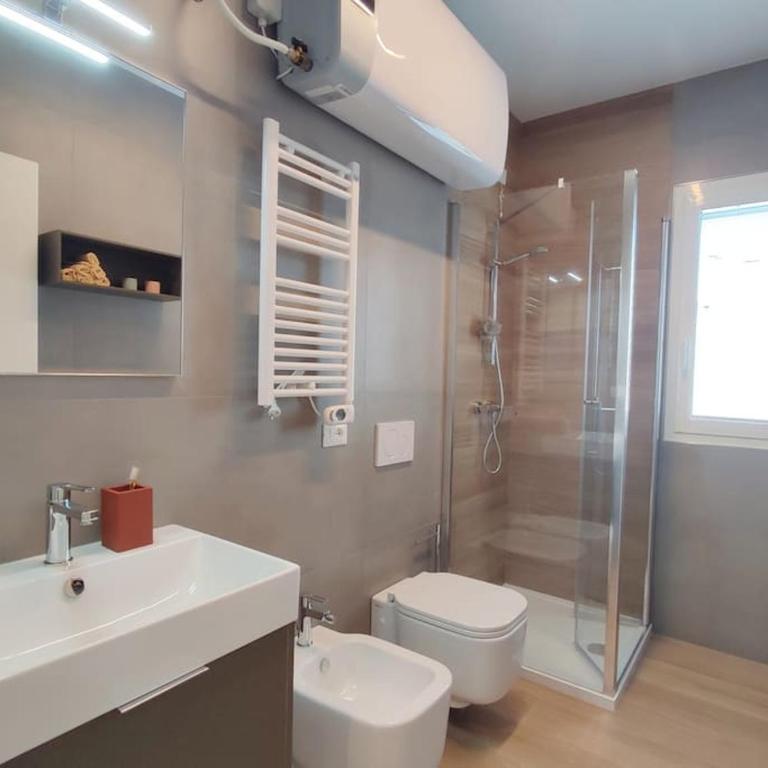 Suite Elegance a due passi dal mare con posto auto - One-Bedroom Apartment - 23