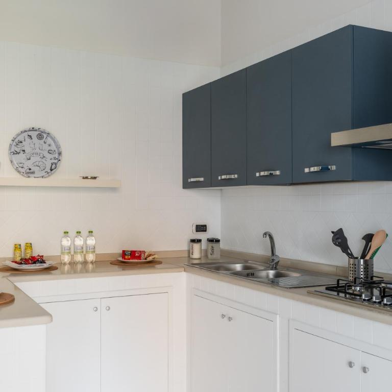 Sorrento Main Road Apartment - Three-Bedroom House - 5