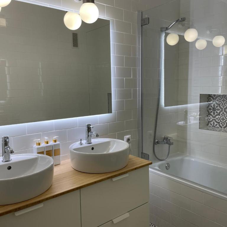 EPIS - large luxury apartment with sea view - Deluxe Apartment - 23