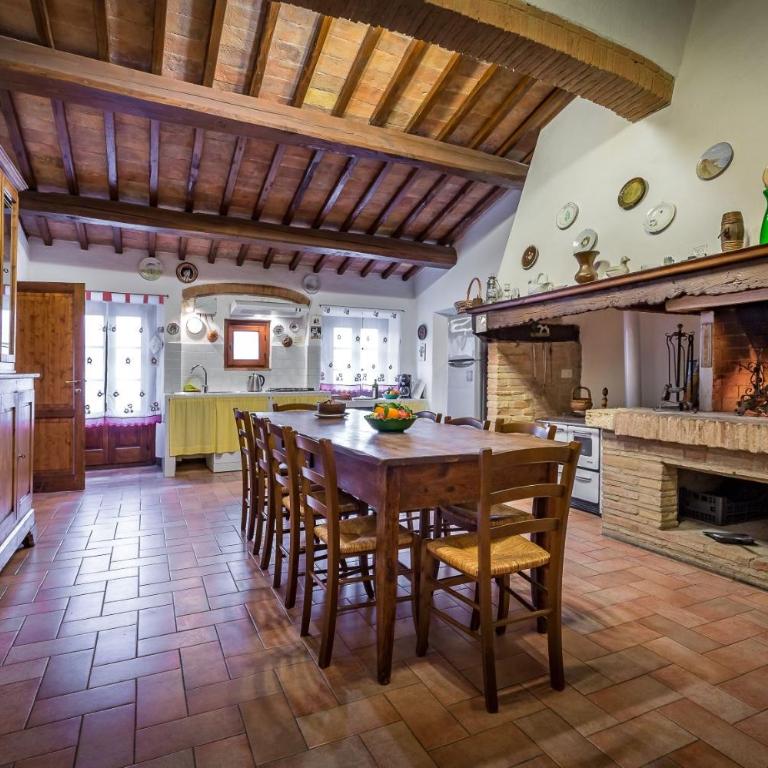 Agriturismo Poggiacolle - Five-Bedroom Apartment - 2