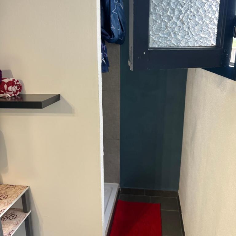 Résidence Selva Appartements à Lourdes proche sanctuaire - Chambre Double avec Salle de Bains Privative - 17