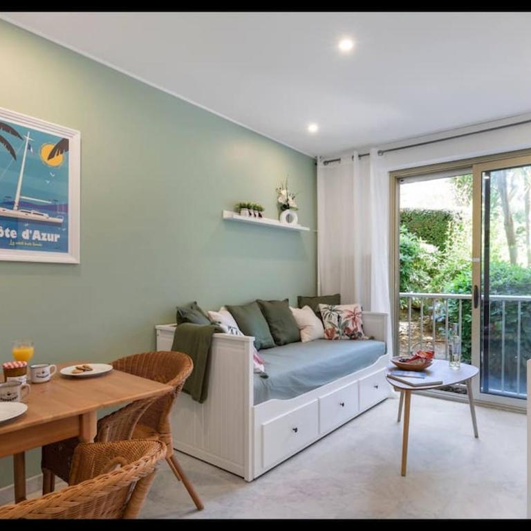 Jolie studio cosy proche mer sur Juan les pins - One-Bedroom Apartment - 1
