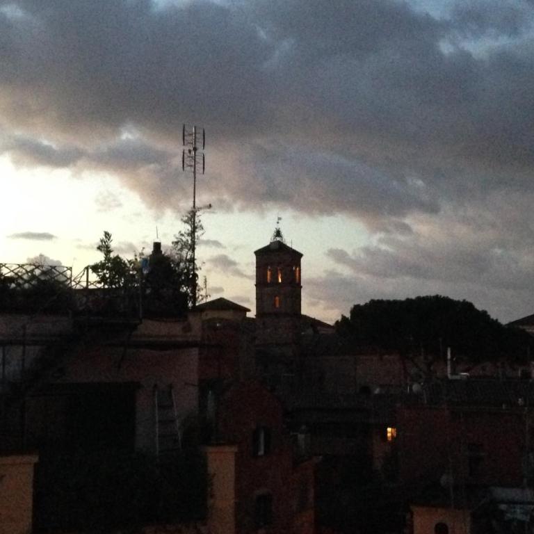 Stylish Penthouse with terrace in Trastevere - Appartamento con 2 Camere da Letto - 33