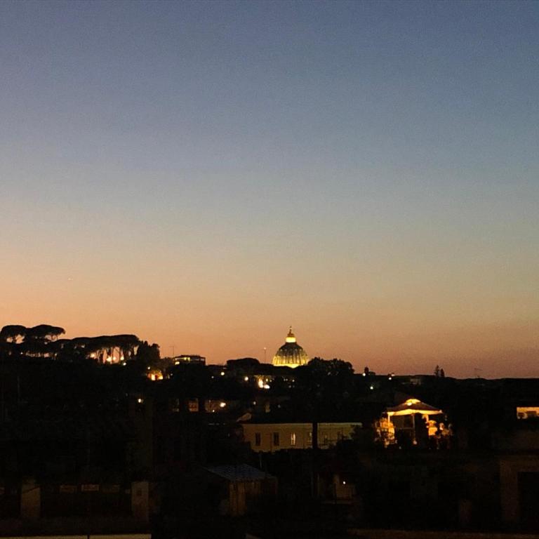 Stylish Penthouse with terrace in Trastevere - Appartamento con 2 Camere da Letto - 36