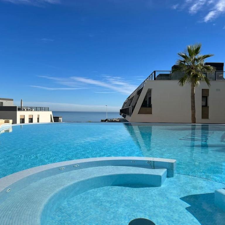 Super con gran terraza y vistas - Three-Bedroom Apartment - 43