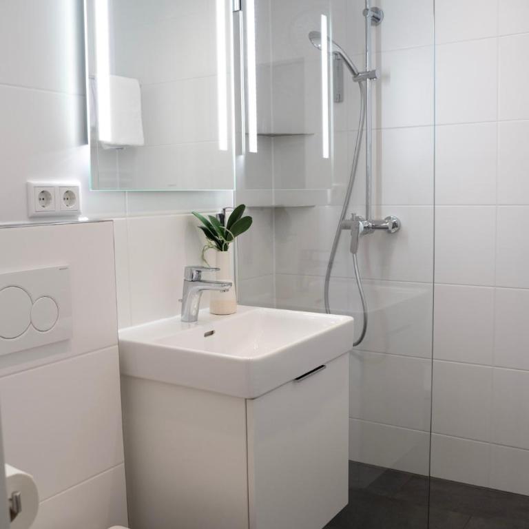 Hotel Altmünchen by Blattl - Habitación Triple Clásica - 22