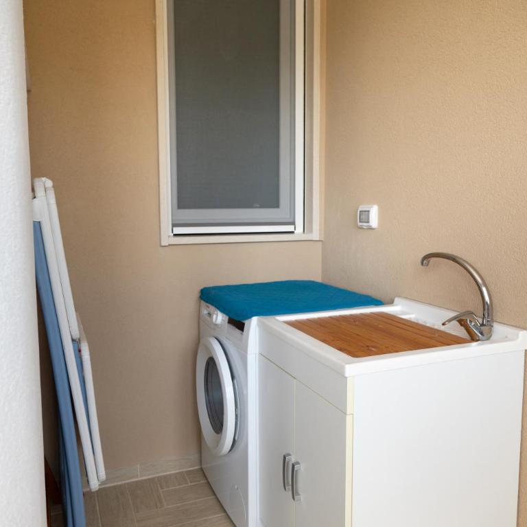 Monopoli Favolosa - Spacious 100mq Apt. w/ Parking - Two-Bedroom Apartment - 34