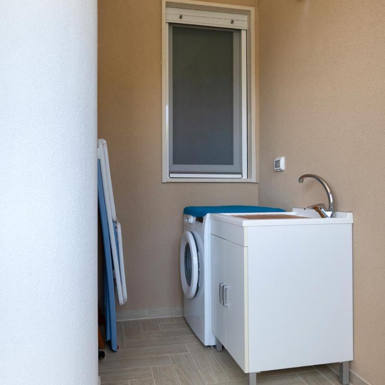 Monopoli Favolosa - Spacious 100mq Apt. w/ Parking - Two-Bedroom Apartment - 33
