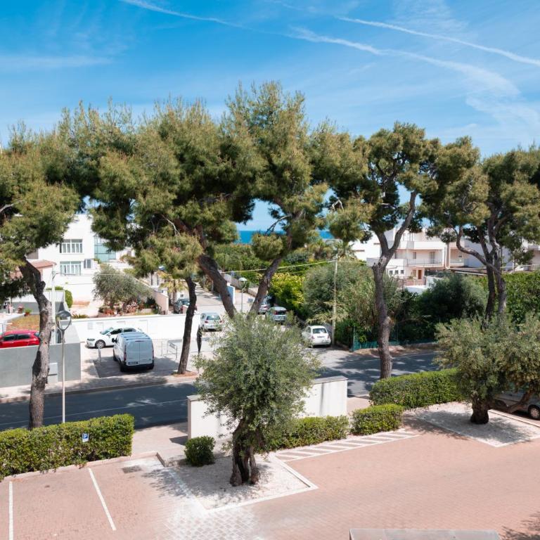 Monopoli Favolosa - Spacious 100mq Apt. w/ Parking - Two-Bedroom Apartment - 36