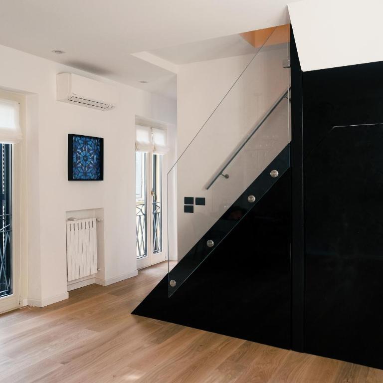 ComeCasa design apartment Montenapoleone - Spiga - Appartamento con 2 Camere da Letto - 9