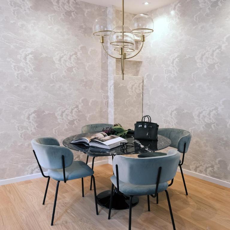 ComeCasa design apartment Montenapoleone - Spiga - Appartamento con 2 Camere da Letto - 12