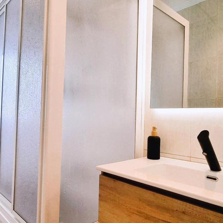 WABI BEACH LUXURY HOUSE - Excelente Ubicacion!! Centro y Frente a Playa Colonia con Aire - Apartamento de 3 dormitorios - 35