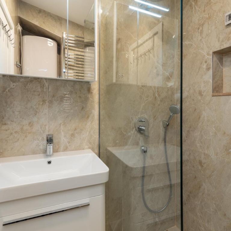 Ocea Studio Apartments - Deluks Studio sa Bračnim Krevetom (King-size) - 6