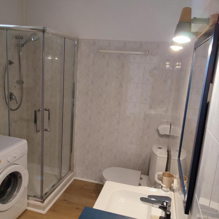 Guillaumont Apartment - Apartment with Sea View - 2