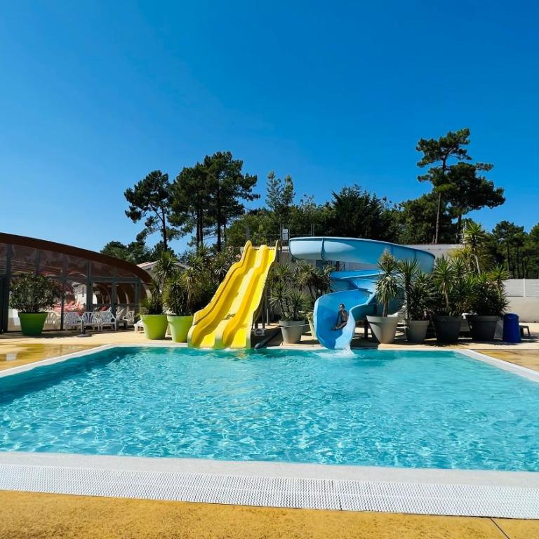 Mobilhome climatisé, 6 personnes camping les embruns - Mobile Home - 13