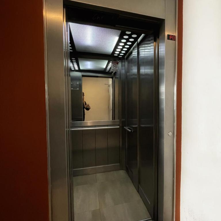 MOVISTAR ARENA - Departamento moderno, cómodo, luminoso - Hasta 3 huéspedes - Villa Crespo - Apartamento de 1 dormitorio - 39