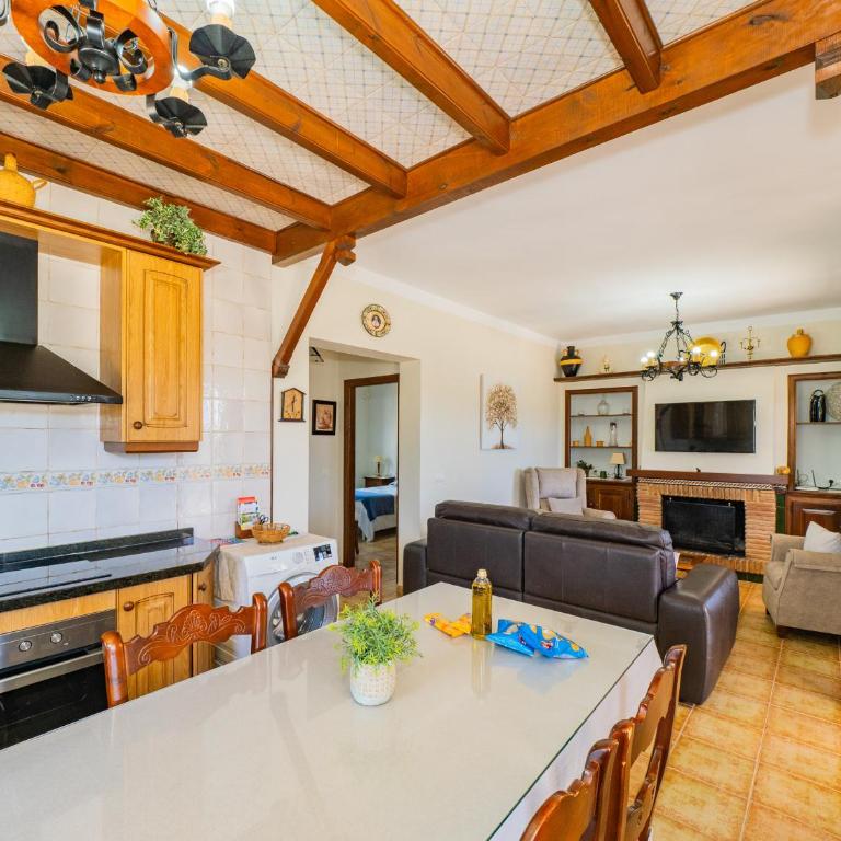 Cubo's Finca Villaverde - Two-Bedroom House - 24