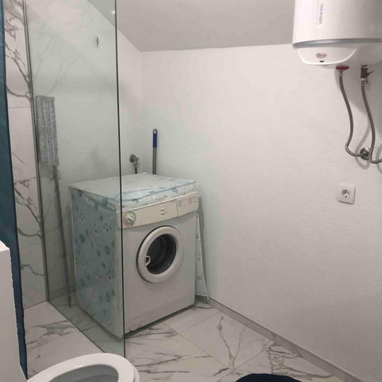 Sarajevo Airport Apartment - One-Bedroom Apartment - 7