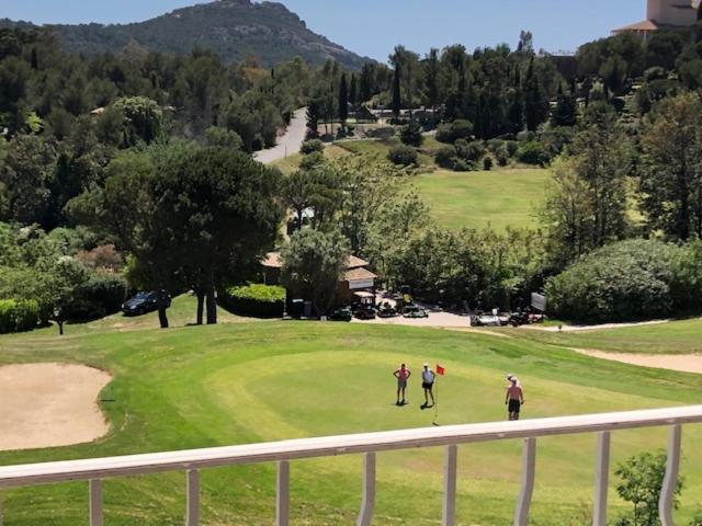 Superbe duplex T3 climatisé avec Terrasse et Solarium, magnifique vue Mer et Golf - Apartment mit 2 Schlafzimmern - 13