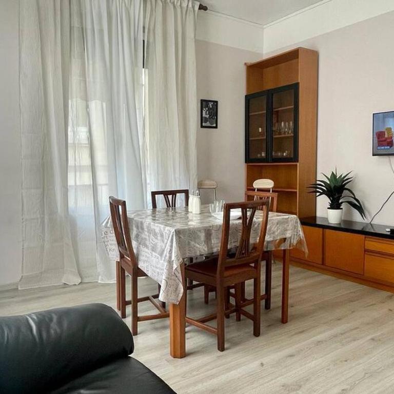 Easy House appartamento centro - Two-Bedroom Apartment - 19