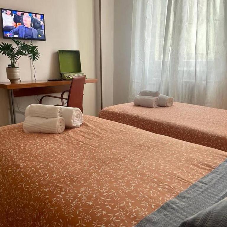 Easy House appartamento centro - Two-Bedroom Apartment - 21