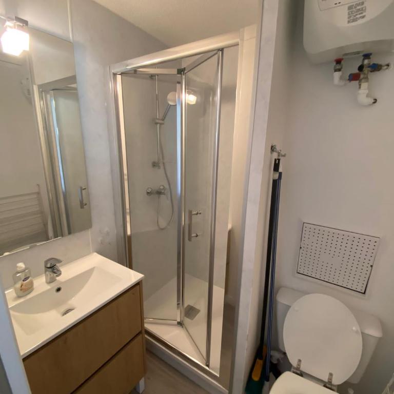 AU BORD DU LAC - Appartement 1 Chambre - 3