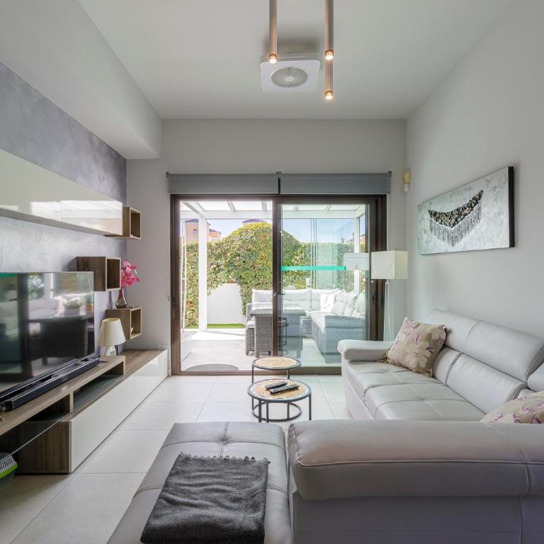 Luxe villa met verwarmd privé zwembad - Cabo Roig - Villa Superior - 19