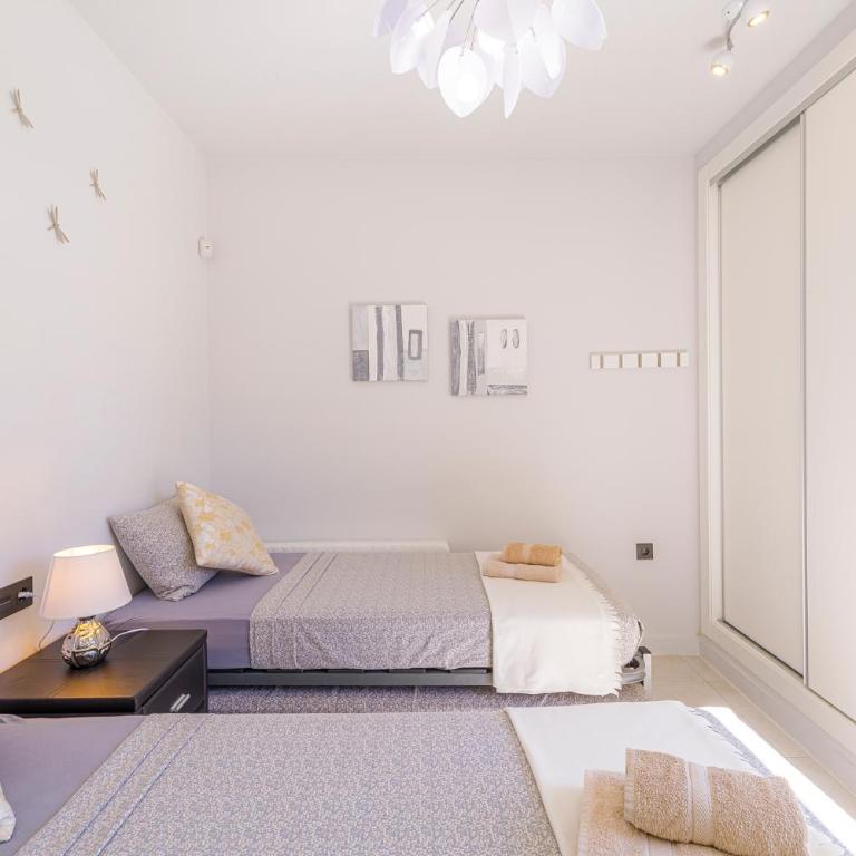 Luxe villa met verwarmd privé zwembad - Cabo Roig - Villa Superior - 10