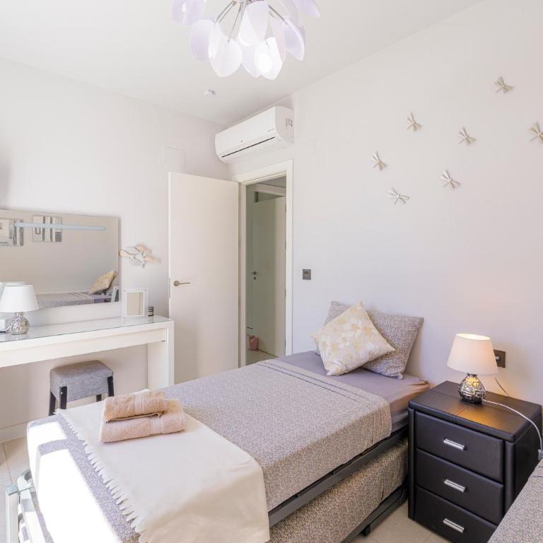 Luxe villa met verwarmd privé zwembad - Cabo Roig - Villa Superior - 17