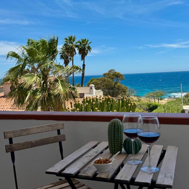 Appartamenti In Villa Polluce a 2 min dal mare WiFi e parcheggio - Appartamento con Vista Mare - 2