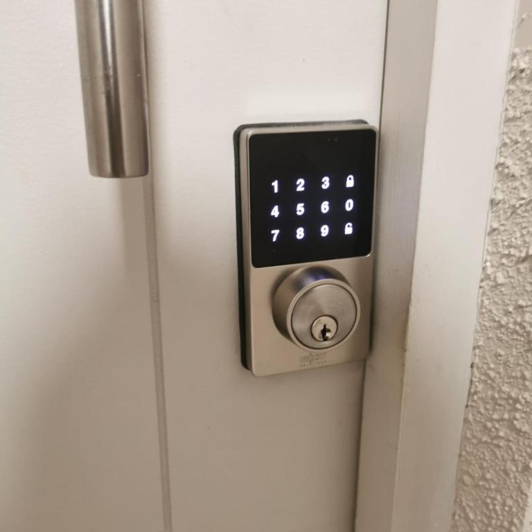 Departamento con estacionamiento en Valle Volcanes - Apartamento de 3 dormitorios - 16