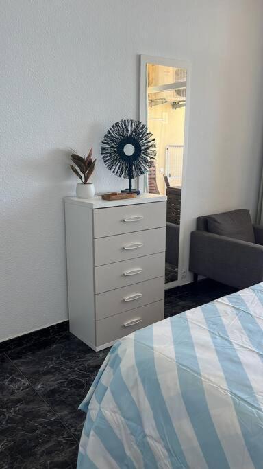 Love Rent4 Málaga La Torre de la Roca - Apartamento de 1 dormitorio - 6